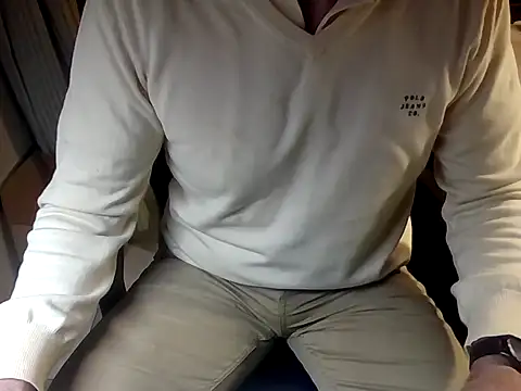 mariohurt101 online show from October 25, 2025, 3:23 pm