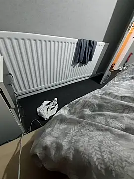 elenaUK online show from December 13, 2025, 8:59 pm