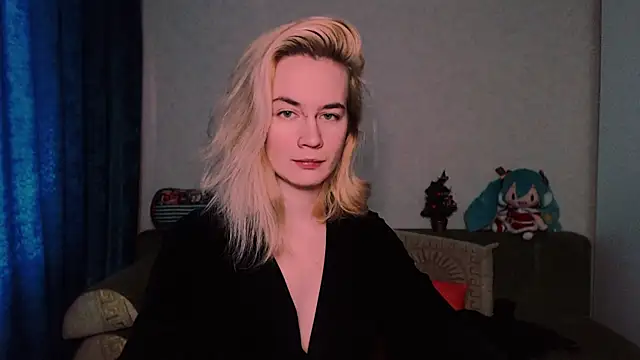 xxxcharismaaa online show from February 17, 2025, 6:53 am
