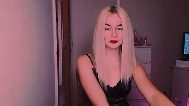 Snapshot of xxxcharismaaa chatting on October 30, 2025, 5:10 pm xxxcharismaaa online show from October 30, 2025, 5:10 pm