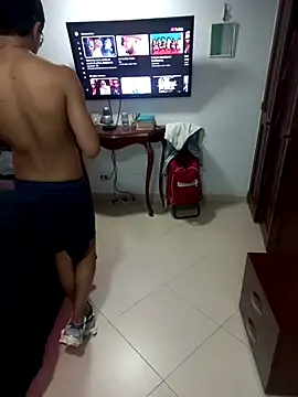 pinedasex777 online show from October 4, 2025, 11:17 pm