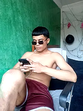 pinedasex777 online show from October 2, 2025, 4:10 pm