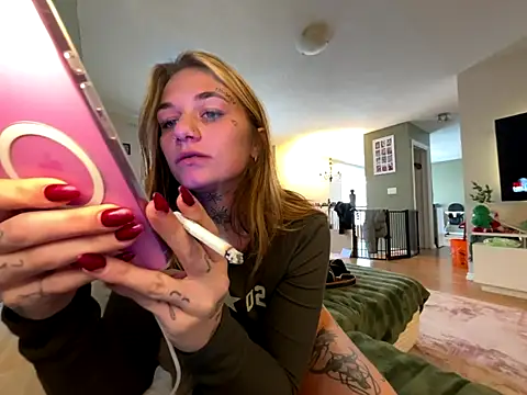 chloetease online show from November 28, 2025, 5:35 pm