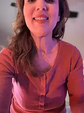 MaiseKnox online show from January 16, 2025, 9:51 pm