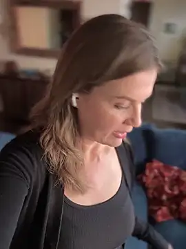 Snapshot of MaiseKnox chatting on September 24, 2025, 9:54 pm MaiseKnox online show from September 24, 2025, 9:54 pm