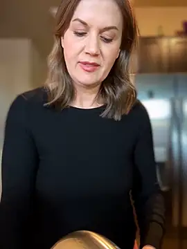 MaiseKnox online show from March 24, 2026, 11:05 pm