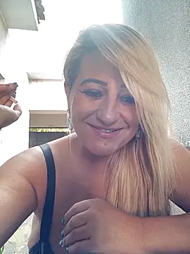 vivifernades online show from March 27, 2026, 11:11 am