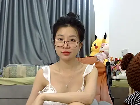 Cute Ruby01 online show from February 20, 2025, 12:15 pm