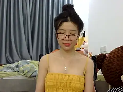 Cute Ruby01 online show from December 17, 2024, 2:22 pm