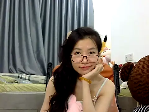 Cute Ruby01 online show from December 29, 2024, 2:10 pm