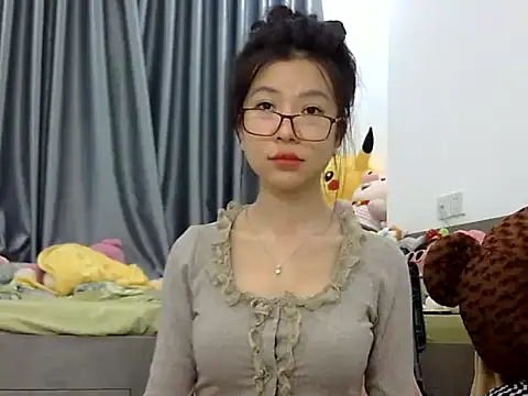 Cute Ruby01 online show from December 10, 2024, 1:11 pm