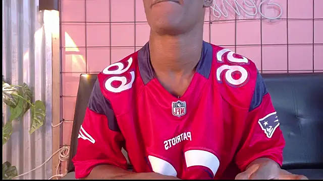 Snapshot of martin_killer chatting on October 28, 2025, 1:17 am martin killer online show from October 28, 2025, 1:17 am