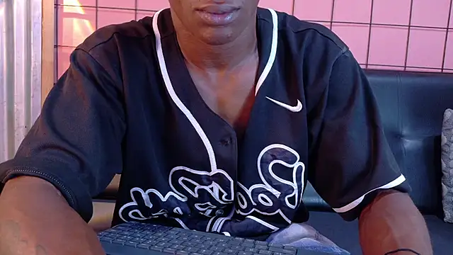 Snapshot of martin_killer chatting on September 26, 2025, 1:23 am martin killer online show from September 26, 2025, 1:23 am