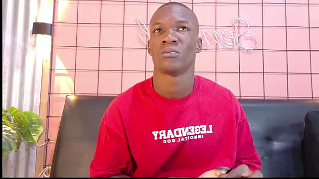 Snapshot of martin_killer chatting on October 16, 2025, 1:36 am martin killer online show from October 16, 2025, 1:36 am