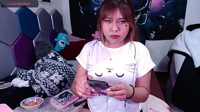 Snapshot of lil_daisy7 chatting on January 8, 2025, 4:55 am lil daisy7 online show from January 8, 2025, 4:55 am