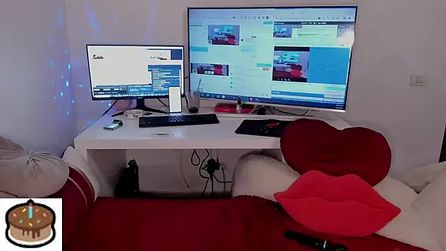 Snapshot of aryahunt1 chatting on January 6, 2026, 8:51 am aryahunt1 online show from January 6, 2026, 8:51 am