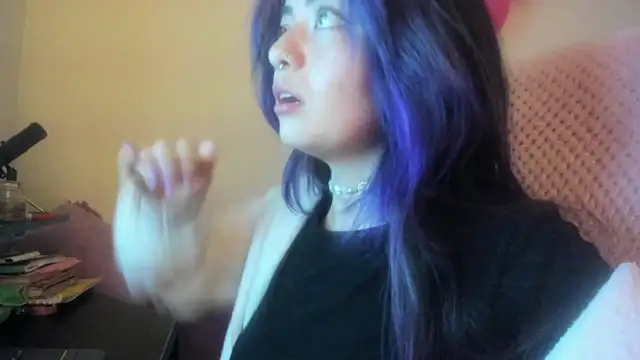 Sammysammy  online show from April 13, 2026, 2:59 am