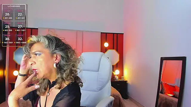 Snapshot of GraceElizabeth_ chatting on February 21, 2025, 9:11 pm GraceElizabeth online show from February 21, 2025, 9:11 pm