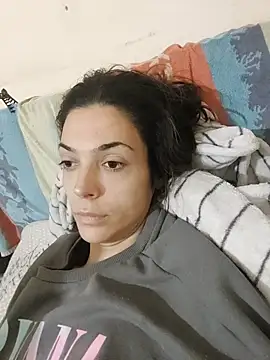 Snapshot of JoLeNe27 chatting on October 17, 2025, 5:00 am JoLeNe27 online show from October 17, 2025, 5:00 am