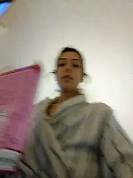 Snapshot of JoLeNe27 chatting on October 24, 2025, 5:39 am JoLeNe27 online show from October 24, 2025, 5:39 am