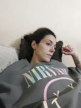 Snapshot of JoLeNe27 chatting on October 12, 2025, 4:52 pm JoLeNe27 online show from October 12, 2025, 4:52 pm