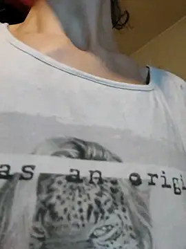 Snapshot of JoLeNe27 chatting on October 10, 2025, 6:14 am JoLeNe27 online show from October 10, 2025, 6:14 am