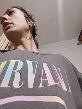 JoLeNe27 online show from November 23, 2025, 5:28 am