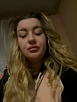 Mandy Belcher online show from November 14, 2025, 3:15 pm