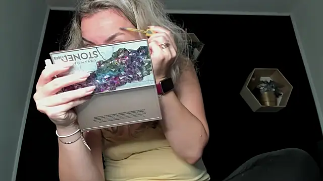 Alesys69 online show from November 7, 2025, 2:27 am