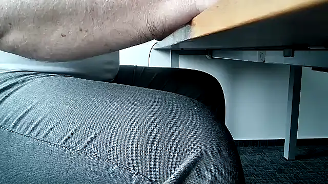 Snapshot of 69bezfleku chatting on September 25, 2025, 10:10 am 69bezfleku online show from September 25, 2025, 10:10 am