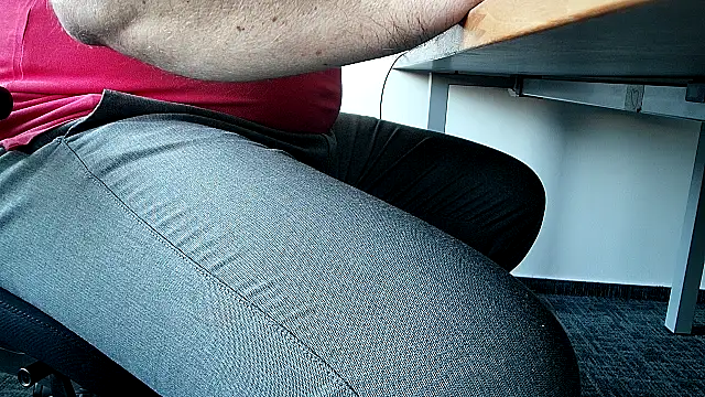 Snapshot of 69bezfleku chatting on October 2, 2025, 6:28 am 69bezfleku online show from October 2, 2025, 6:28 am