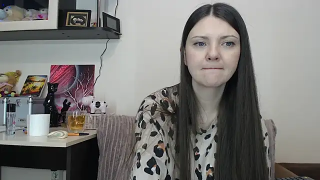 Snapshot of SugarTati chatting on January 14, 2025, 6:49 pm SugarTati online show from January 14, 2025, 6:49 pm