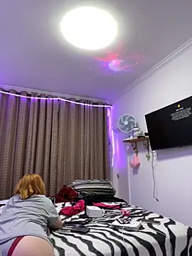 Snapshot of Patriciamoura69 chatting on September 20, 2025, 12:04 am Patriciamoura69 online show from September 20, 2025, 12:04 am