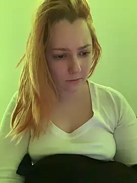 Snapshot of Patriciamoura69 chatting on June 14, 2026, 9:49 pm Patriciamoura69 online show from June 14, 2026, 9:49 pm