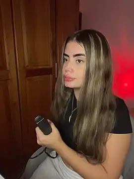 Snapshot of Miss_valeriaa chatting on February 23, 2026, 11:49 pm Miss valeriaa online show from February 23, 2026, 11:49 pm