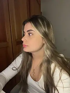 Snapshot of Miss_valeriaa chatting on February 15, 2026, 9:03 pm Miss valeriaa online show from February 15, 2026, 9:03 pm