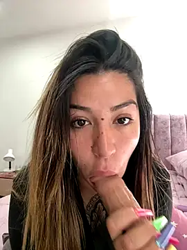  antonella dreamss online show from December 4, 2024, 8:23 pm