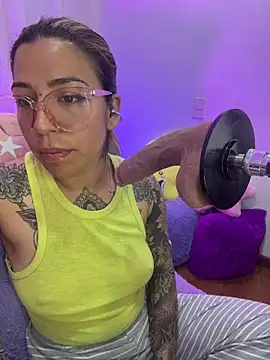 Snapshot of _antonella_dreamss chatting on June 14, 2026, 9:05 pm antonella dreamss online show from June 14, 2026, 9:05 pm