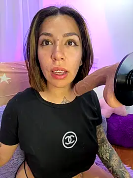  antonella dreamss online show from November 23, 2025, 4:55 am