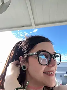 Snapshot of BlaizeyBBy chatting on September 30, 2025, 11:00 pm BlaizeyBBy online show from September 30, 2025, 11:00 pm