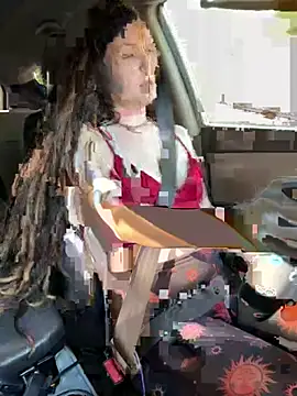 Snapshot of BlaizeyBBy chatting on September 22, 2025, 11:55 pm BlaizeyBBy online show from September 22, 2025, 11:55 pm