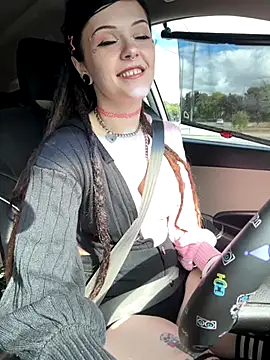 Snapshot of BlaizeyBBy chatting on September 9, 2025, 10:30 pm BlaizeyBBy online show from September 9, 2025, 10:30 pm