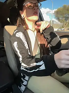 BlaizeyBBy online show from January 6, 2026, 11:53 pm