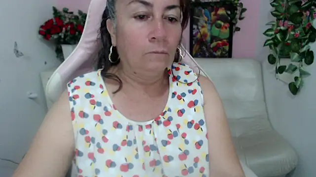 Snapshot of stepmother_105 chatting on September 30, 2025, 7:53 pm stepmother 105 online show from September 30, 2025, 7:53 pm