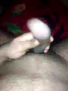 Snapshot of -epicene_bullock- chatting on January 3, 2025, 12:33 am -epicene bullock- online show from January 3, 2025, 12:33 am