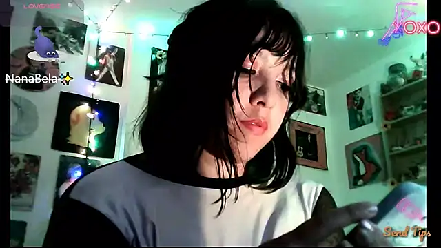 soynanabela28 online show from January 23, 2025, 11:47 pm