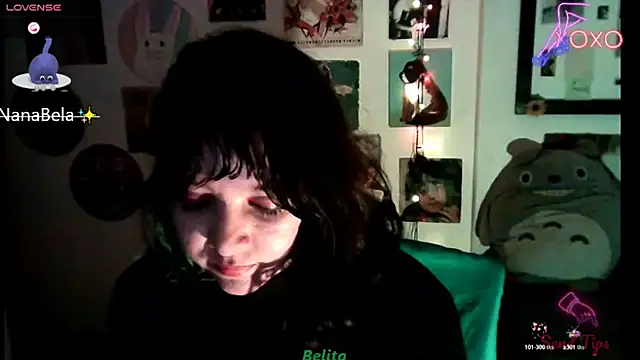 soynanabela28 online show from December 30, 2024, 11:28 pm