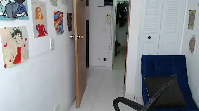 soynanabela28 online show from April 7, 2026, 4:53 pm