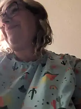 Canadian BBW online show from July 16, 2026, 1:52 pm