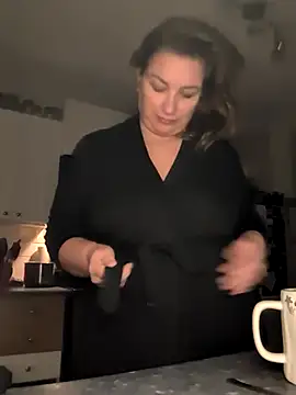 Canadian BBW online show from December 5, 2025, 2:37 pm